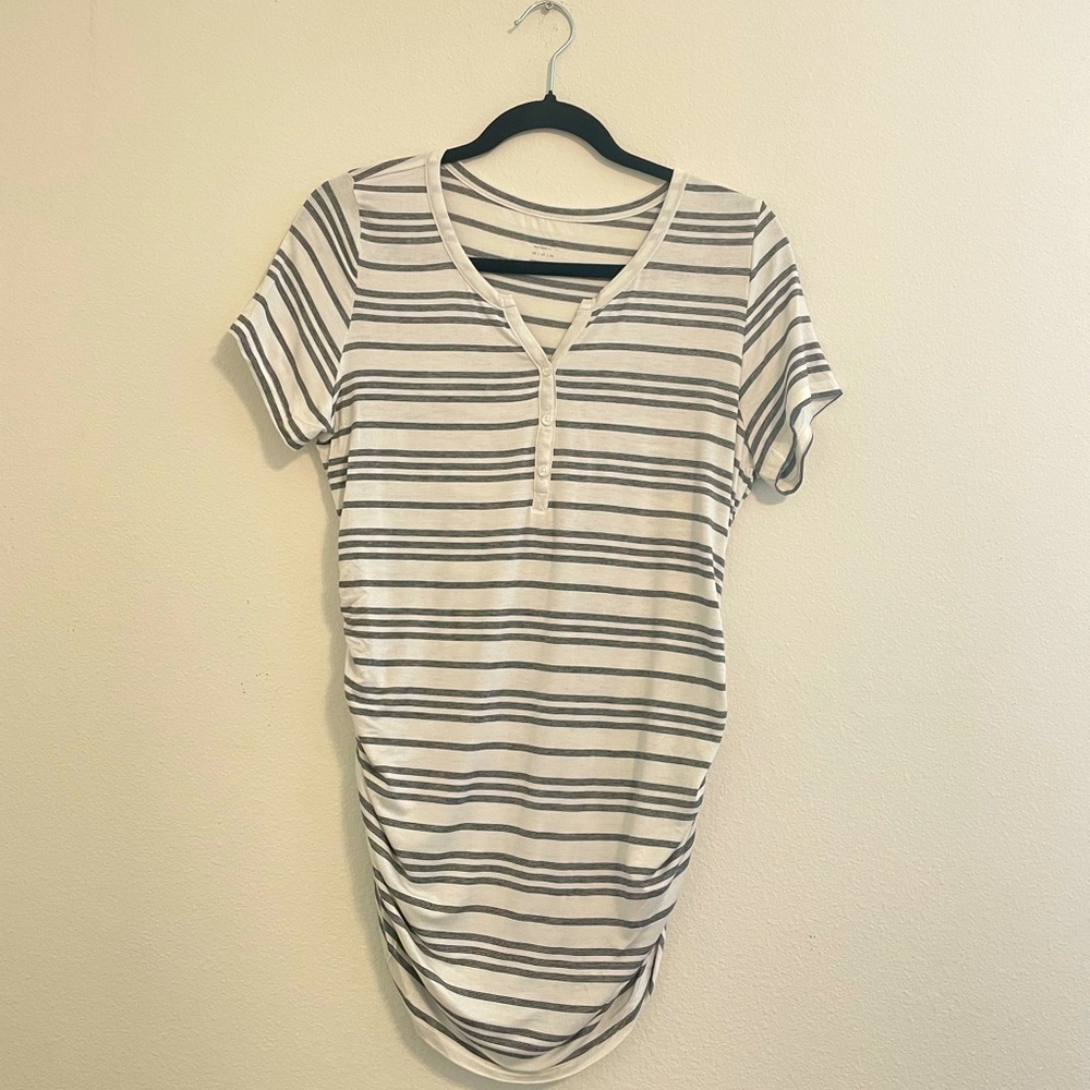 Motherhood Maternity Side Ruched Stretchy T-Shirt